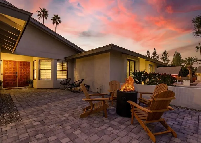 Holiday home La Vieve Family Oasis-free Htd Pool-billiards-bbq