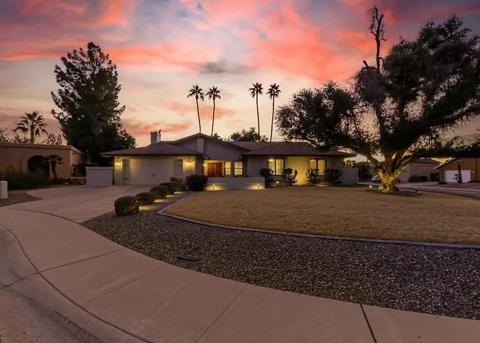 Holiday home La Vieve Family Oasis-free Htd Pool-billiards-bbq