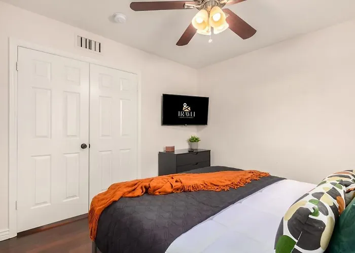 Holiday home La Vieve Family Oasis-free Htd Pool-billiards-bbq Chandler